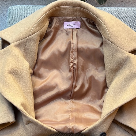 Vintage Wool Caramel Colored Coat , Circa 1990s - Picture 6 of 17